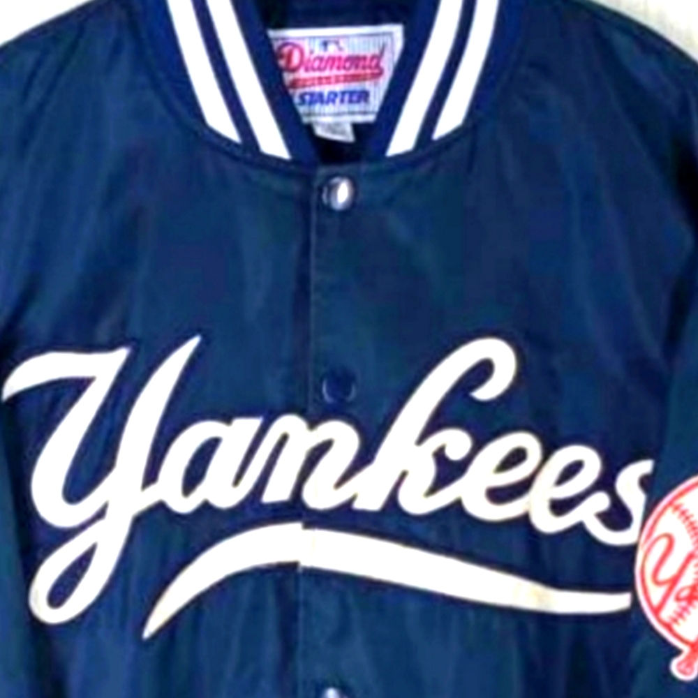 Yankees Majestic jacket best gift for the fan looks like new